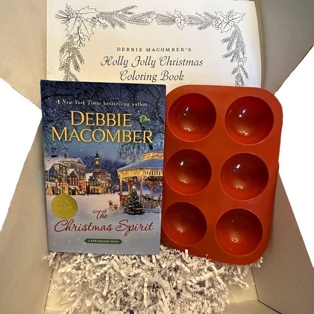 Brenda Novak Debbie Macomber The Christmas Spirit Limited Edition Book Box - Picture 5 of 8